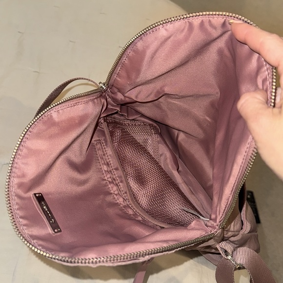 Lululemon Festival Bag II Dusty Rose Mauve Crossbody Bag Purse 5L - Picture 6 of 10